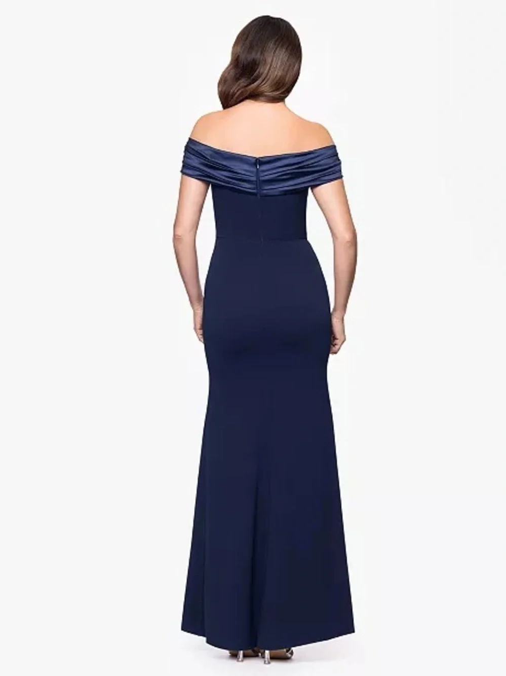 Stunning Off-Shoulder Navy Evening Gown - Picture 3 of 6